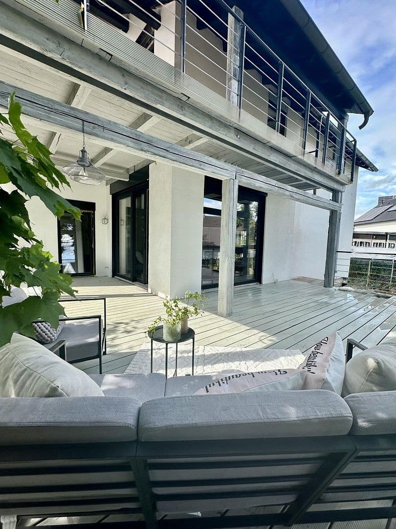 Prodej domu 202 m², pozemek 860 m², Maxhütte-Haidhof, Bavorsko Prodej domu 202 m², pozemek 860 m², Maxhütte-Haidhof, Bavorsko