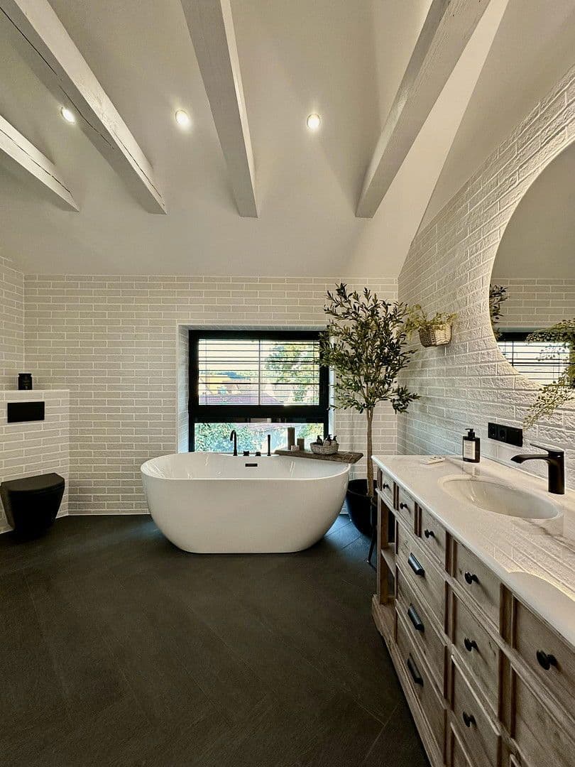 Prodej domu 202 m², pozemek 860 m², Maxhütte-Haidhof, Bavorsko Prodej domu 202 m², pozemek 860 m², Maxhütte-Haidhof, Bavorsko