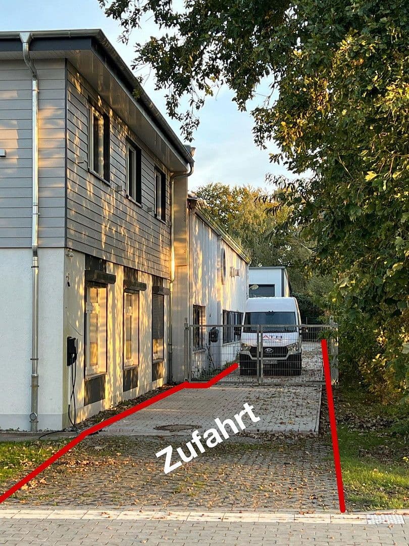 Pronájem nebytového prostoru 42 m², Am Voßberg, 21, Oldenburg in Holstein, Šlesvicko-Holštýnsko Pronájem nebytového prostoru 42 m², Am Voßberg, 21, Oldenburg in Holstein, Šlesvicko-Holštýnsko
