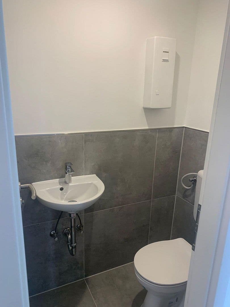 Pronájem bytu 4+1 103 m², Behringstr. 23, Mainaschaff, Bavorsko Pronájem bytu 4+1 103 m², Behringstr. 23, Mainaschaff, Bavorsko