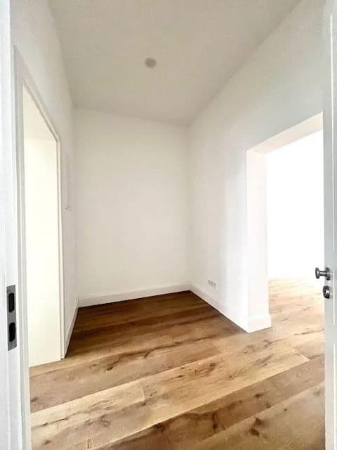 Pronájem bytu 2+1 55 m², Schwalbacher Straße 23, Frankfurt am Main, Hessen Pronájem bytu 2+1 55 m², Schwalbacher Straße 23, Frankfurt am Main, Hessen