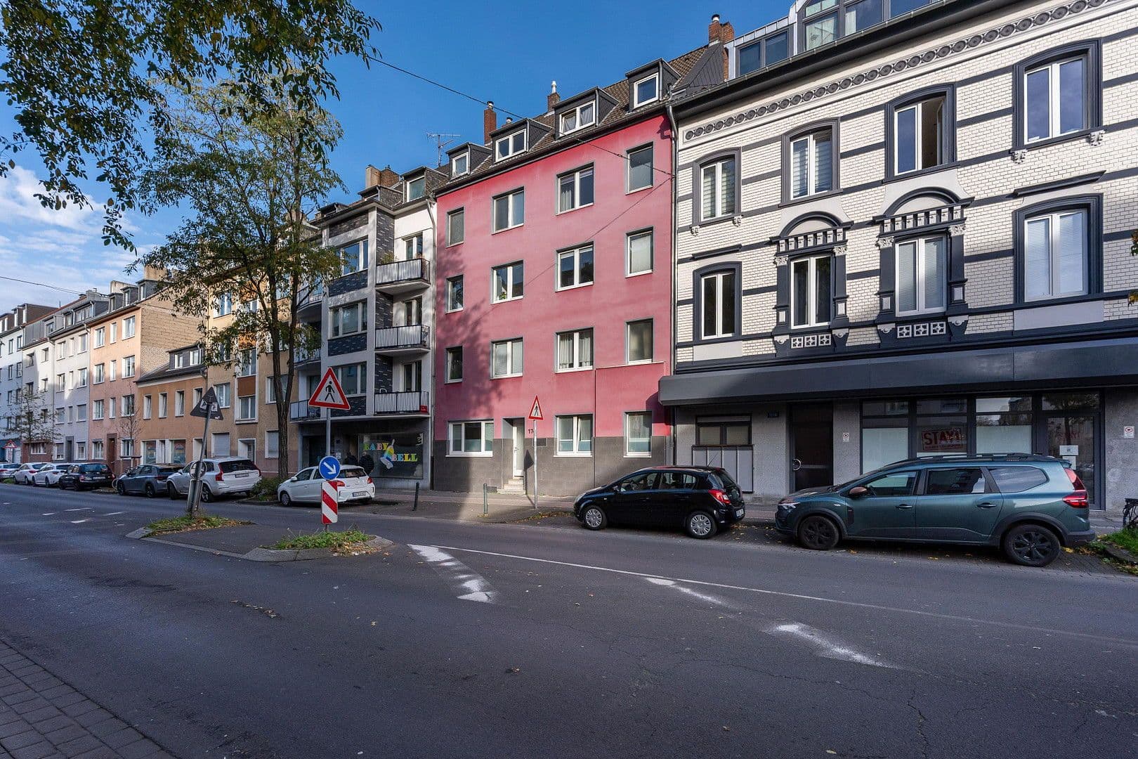 Pronájem bytu 3+1 45 m², Düsseldorf, Severní Porýní-Vestfálsko Pronájem bytu 3+1 45 m², Düsseldorf, Severní Porýní-Vestfálsko