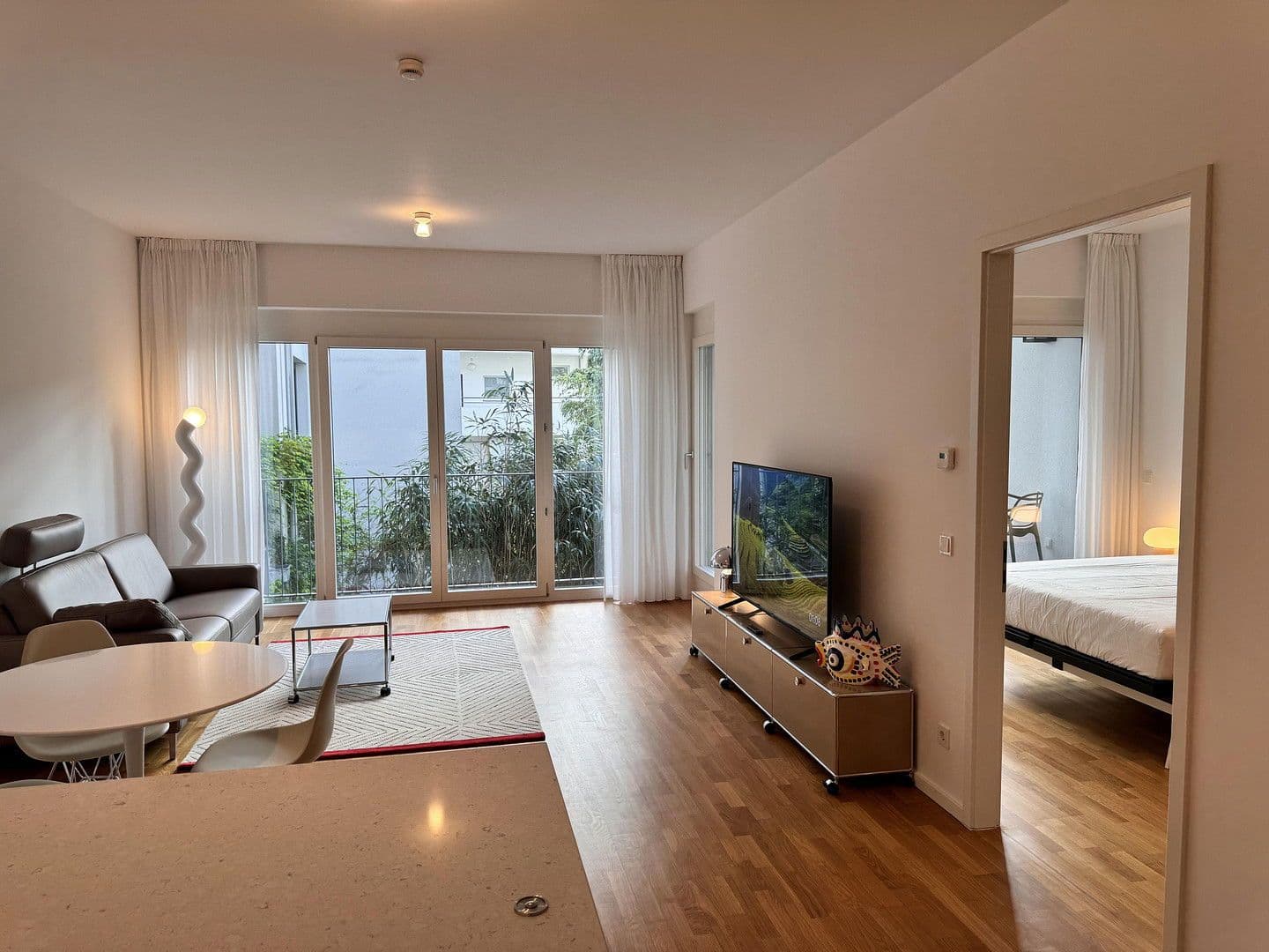 Pronájem bytu 2+1 77 m², Pariser Straße 22, Berlin, Berlín Pronájem bytu 2+1 77 m², Pariser Straße 22, Berlin, Berlín