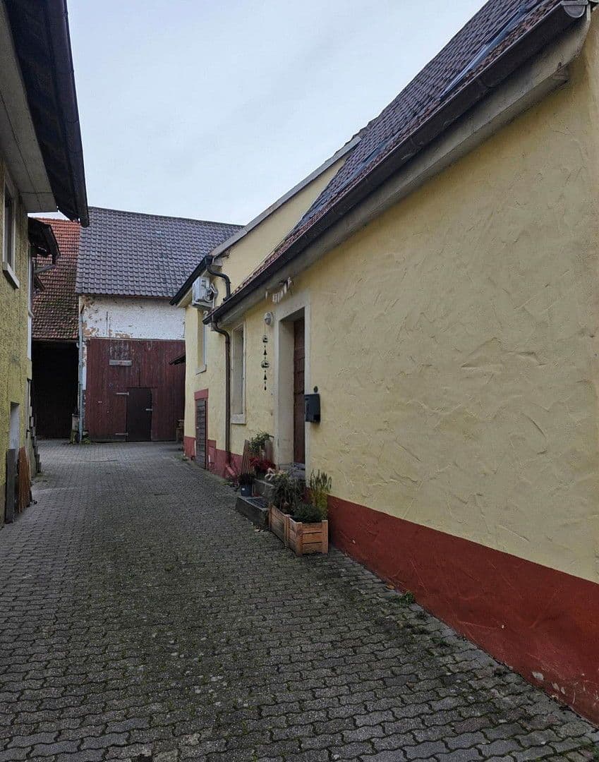 Prodej domu 132 m², pozemek 576 m², Kurpfalzstr. 59, Bruchsal, Bádensko-Württembersko Prodej domu 132 m², pozemek 576 m², Kurpfalzstr. 59, Bruchsal, Bádensko-Württembersko