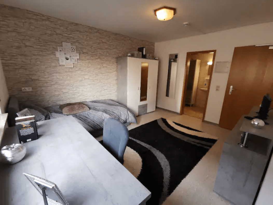 Pronájem bytu 1+1 25 m², Licherstr.32, Laubach, Hessen Pronájem bytu 1+1 25 m², Licherstr.32, Laubach, Hessen