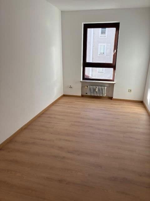 Pronájem bytu 3+1 83 m², München, Bavorsko Pronájem bytu 3+1 83 m², München, Bavorsko