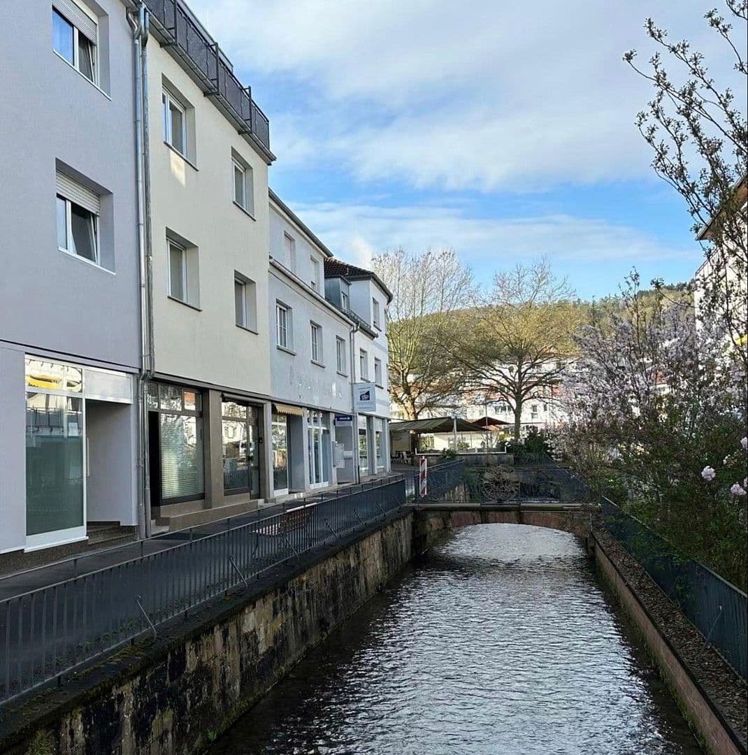 Pronájem kanceláře 75 m², Quellenring 19, Bad Orb, Hessen Pronájem kanceláře 75 m², Quellenring 19, Bad Orb, Hessen