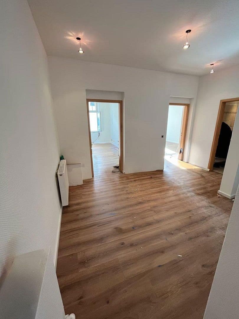 Pronájem bytu 3+1 85 m², Kaiserstraße 139, Siegburg, Severní Porýní-Vestfálsko Pronájem bytu 3+1 85 m², Kaiserstraße 139, Siegburg, Severní Porýní-Vestfálsko
