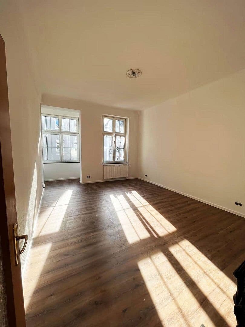 Pronájem bytu 3+1 85 m², Kaiserstraße 139, Siegburg, Severní Porýní-Vestfálsko Pronájem bytu 3+1 85 m², Kaiserstraße 139, Siegburg, Severní Porýní-Vestfálsko