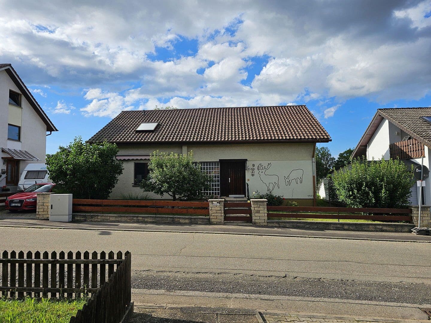 Prodej domu 157 m², pozemek 601 m², Neuhausen, Bádensko-Württembersko Prodej domu 157 m², pozemek 601 m², Neuhausen, Bádensko-Württembersko