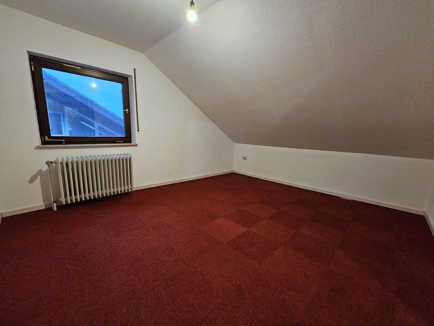 Prodej domu 157 m², pozemek 601 m², Neuhausen, Bádensko-Württembersko Prodej domu 157 m², pozemek 601 m², Neuhausen, Bádensko-Württembersko