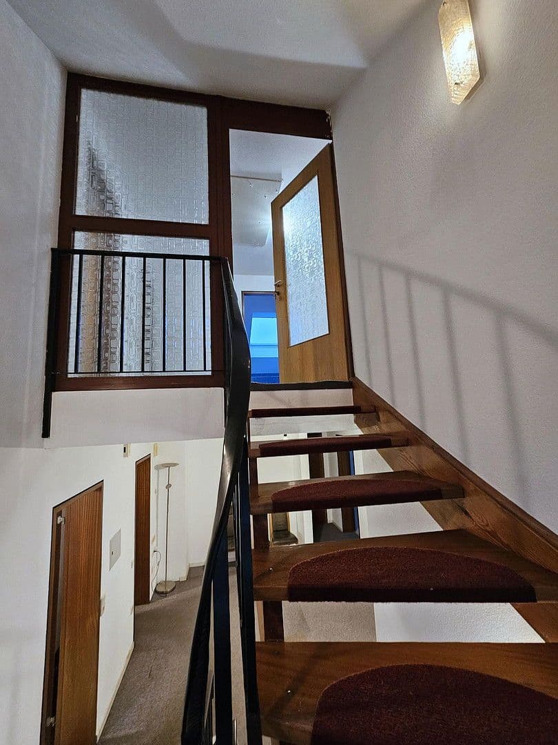 Prodej domu 157 m², pozemek 601 m², Neuhausen, Bádensko-Württembersko Prodej domu 157 m², pozemek 601 m², Neuhausen, Bádensko-Württembersko