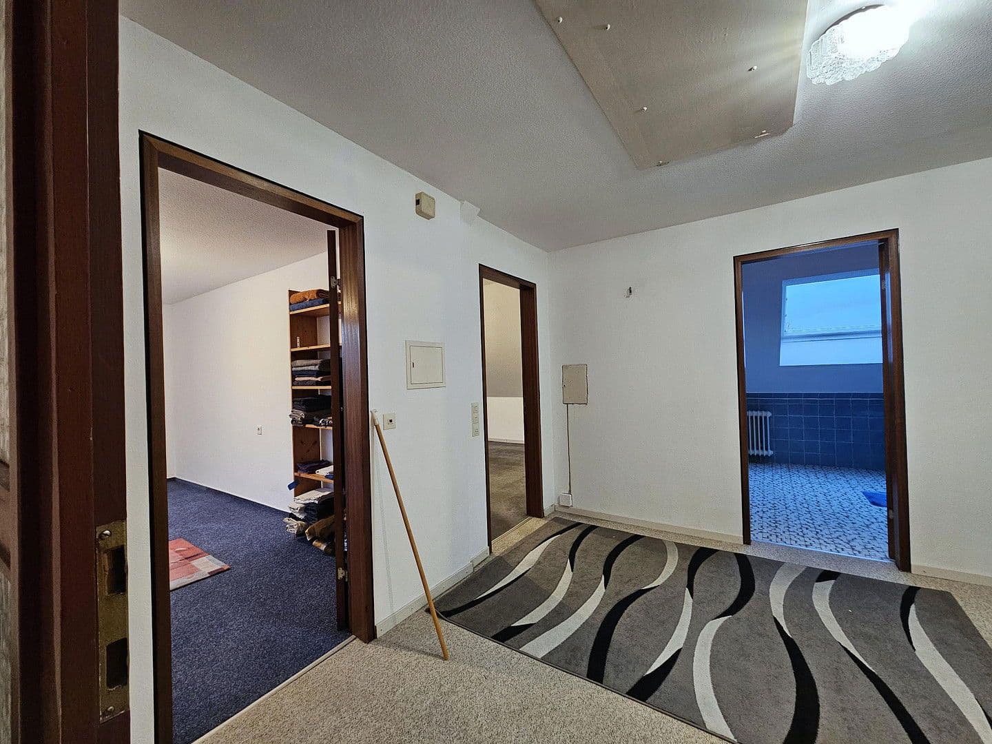 Prodej domu 157 m², pozemek 601 m², Neuhausen, Bádensko-Württembersko Prodej domu 157 m², pozemek 601 m², Neuhausen, Bádensko-Württembersko