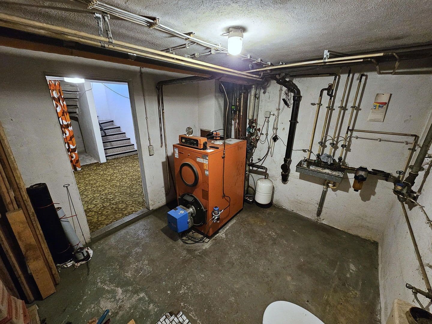 Prodej domu 157 m², pozemek 601 m², Neuhausen, Bádensko-Württembersko Prodej domu 157 m², pozemek 601 m², Neuhausen, Bádensko-Württembersko