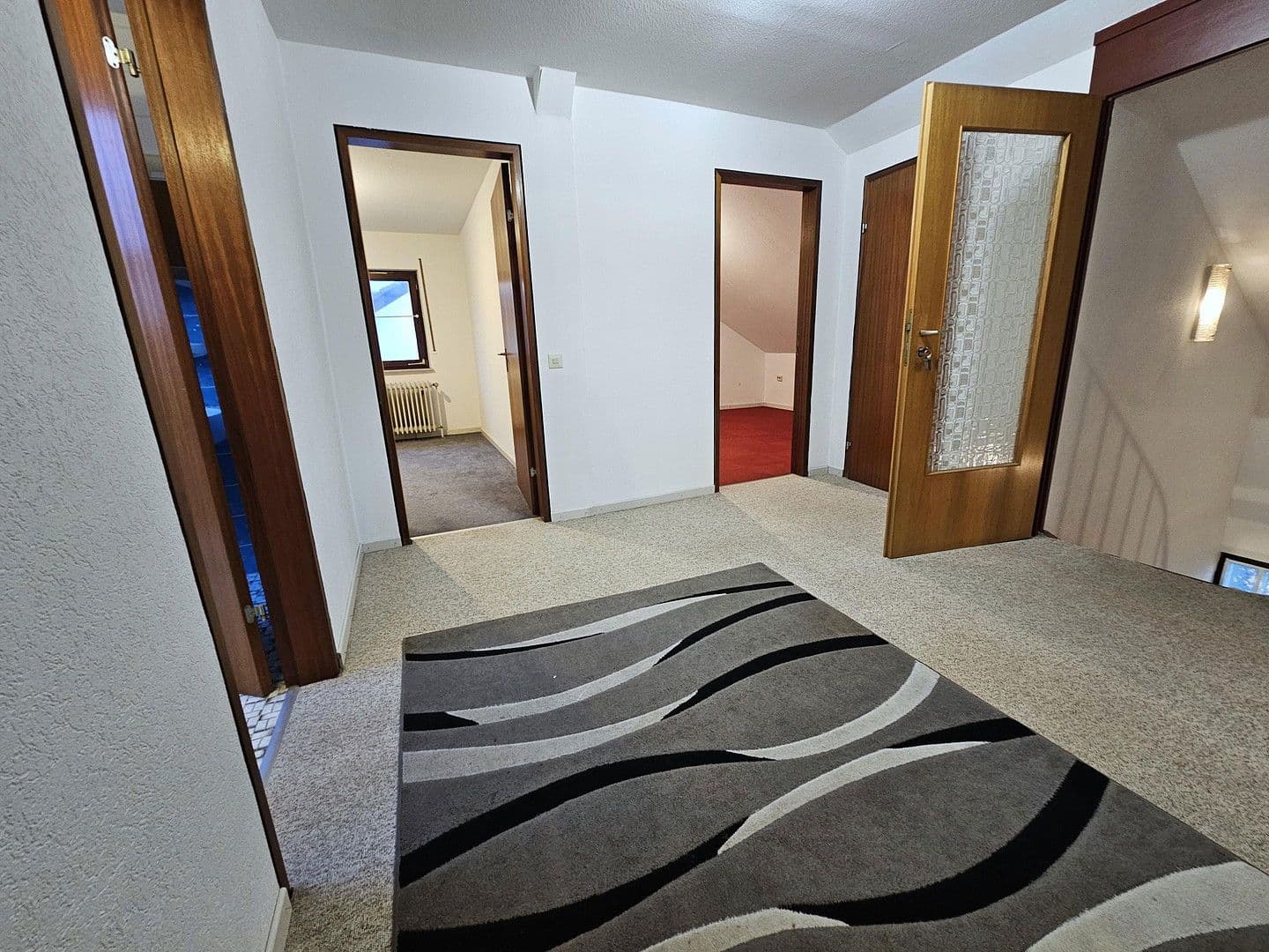 Prodej domu 157 m², pozemek 601 m², Neuhausen, Bádensko-Württembersko Prodej domu 157 m², pozemek 601 m², Neuhausen, Bádensko-Württembersko