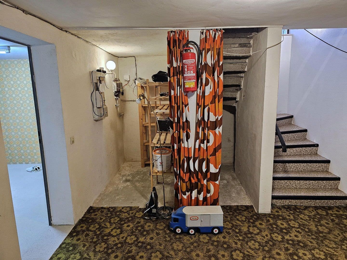 Prodej domu 157 m², pozemek 601 m², Neuhausen, Bádensko-Württembersko Prodej domu 157 m², pozemek 601 m², Neuhausen, Bádensko-Württembersko