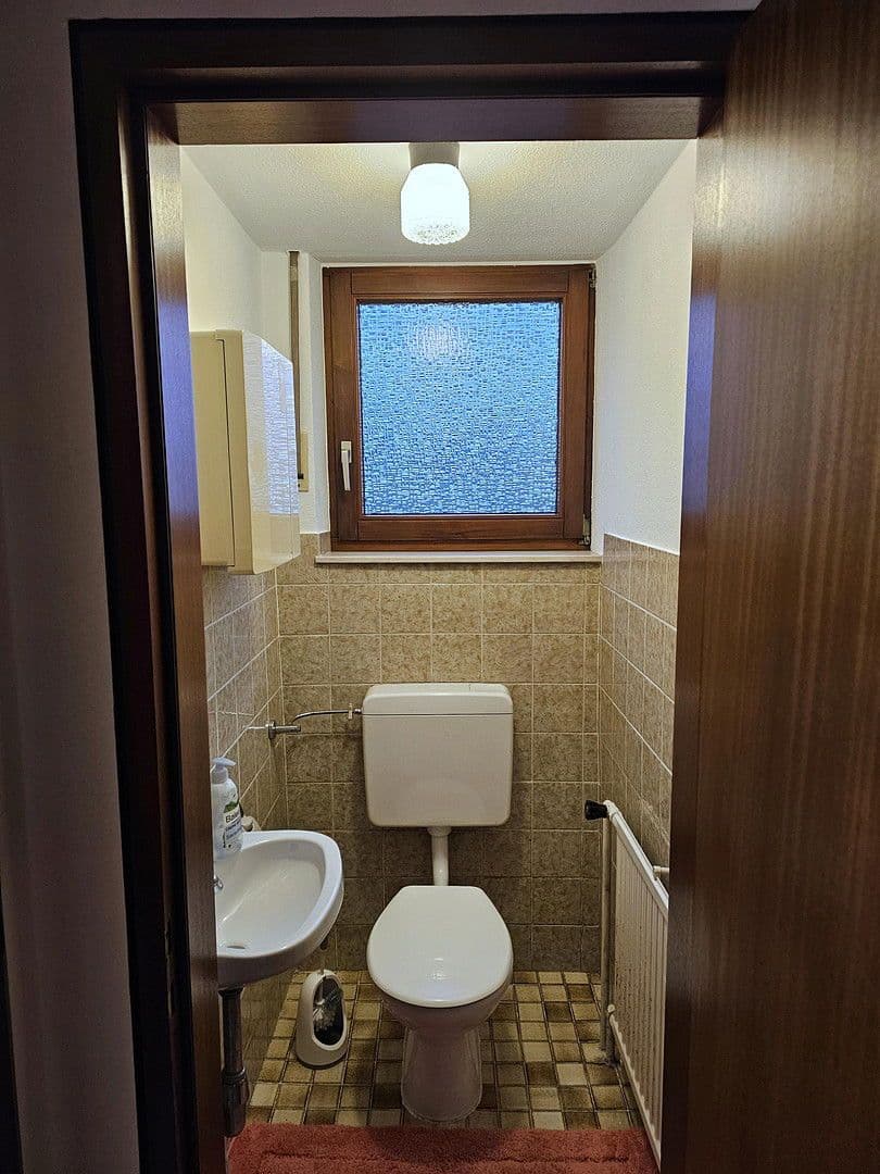 Prodej domu 157 m², pozemek 601 m², Neuhausen, Bádensko-Württembersko Prodej domu 157 m², pozemek 601 m², Neuhausen, Bádensko-Württembersko