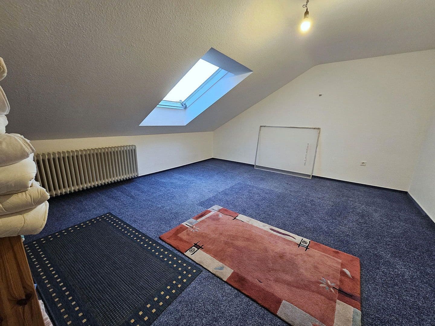 Prodej domu 157 m², pozemek 601 m², Neuhausen, Bádensko-Württembersko Prodej domu 157 m², pozemek 601 m², Neuhausen, Bádensko-Württembersko
