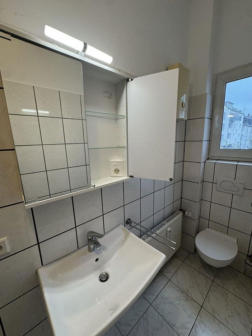 Pronájem bytu 2+1 35 m², Gerresheimer Straße, Düsseldorf, Severní Porýní-Vestfálsko Pronájem bytu 2+1 35 m², Gerresheimer Straße, Düsseldorf, Severní Porýní-Vestfálsko