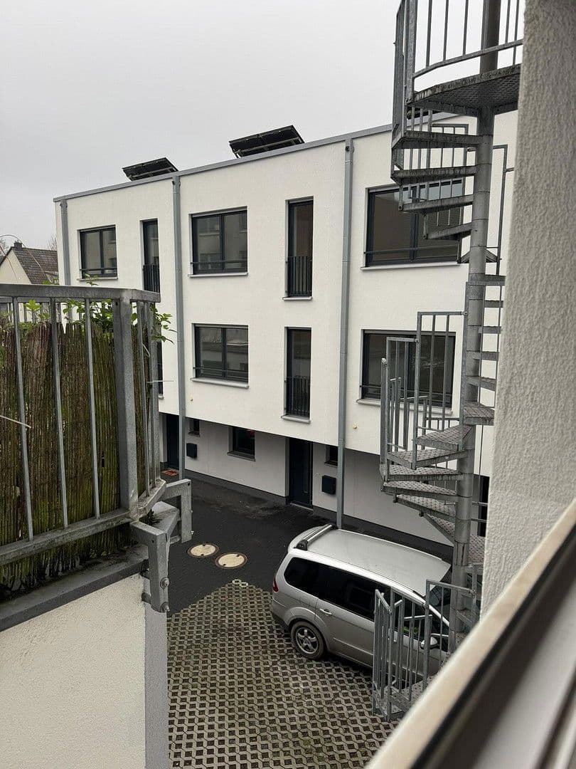 Pronájem bytu 2+1 35 m², Gerresheimer Straße, Düsseldorf, Severní Porýní-Vestfálsko Pronájem bytu 2+1 35 m², Gerresheimer Straße, Düsseldorf, Severní Porýní-Vestfálsko