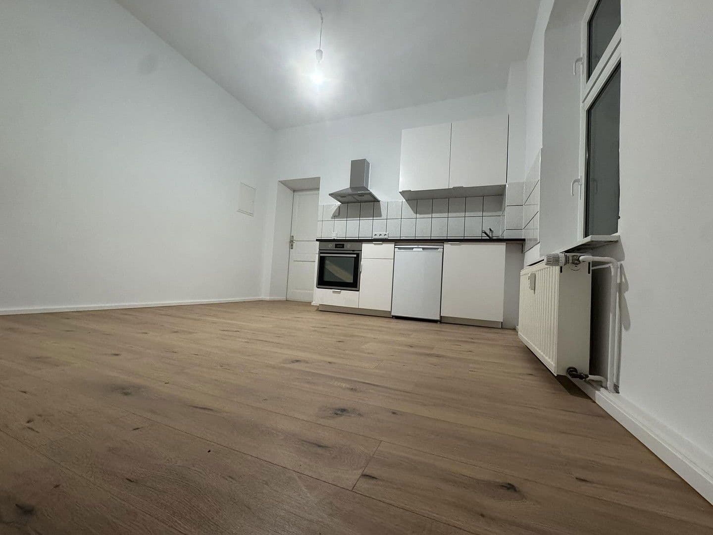 Pronájem bytu 2+1 35 m², Gerresheimer Straße, Düsseldorf, Severní Porýní-Vestfálsko Pronájem bytu 2+1 35 m², Gerresheimer Straße, Düsseldorf, Severní Porýní-Vestfálsko