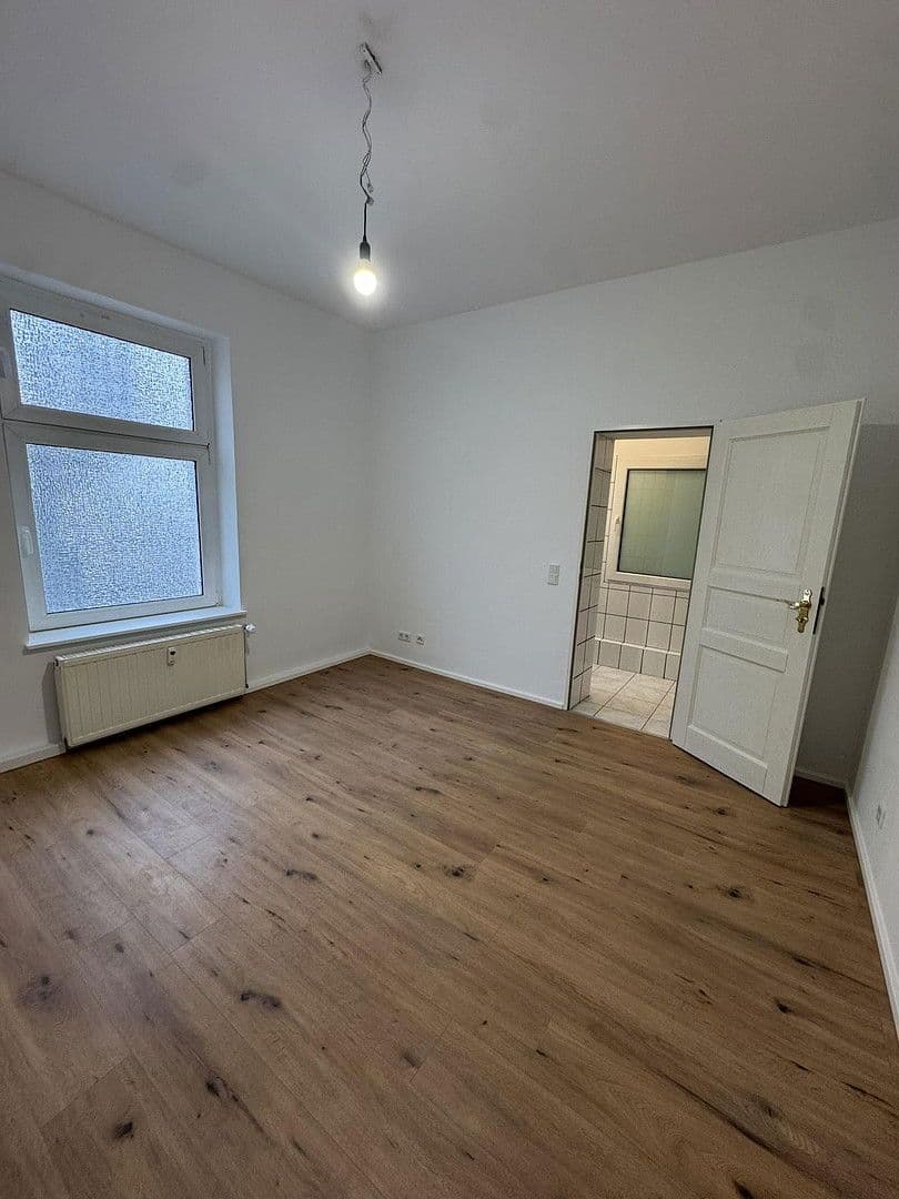 Pronájem bytu 2+1 35 m², Gerresheimer Straße, Düsseldorf, Severní Porýní-Vestfálsko Pronájem bytu 2+1 35 m², Gerresheimer Straße, Düsseldorf, Severní Porýní-Vestfálsko