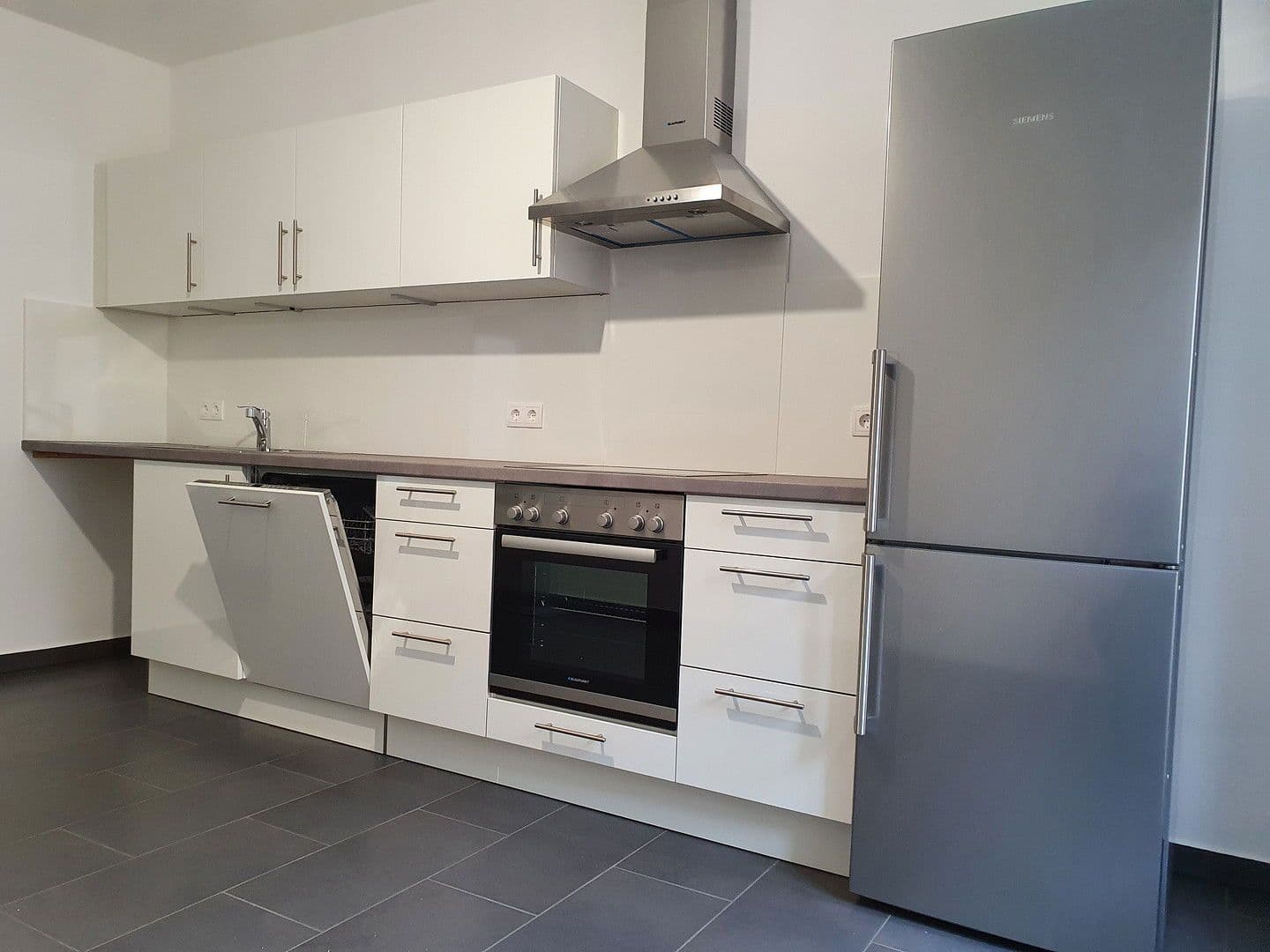 Pronájem bytu 3+1 77 m², Neue Gasse, Schweinfurt, Bavorsko Pronájem bytu 3+1 77 m², Neue Gasse, Schweinfurt, Bavorsko