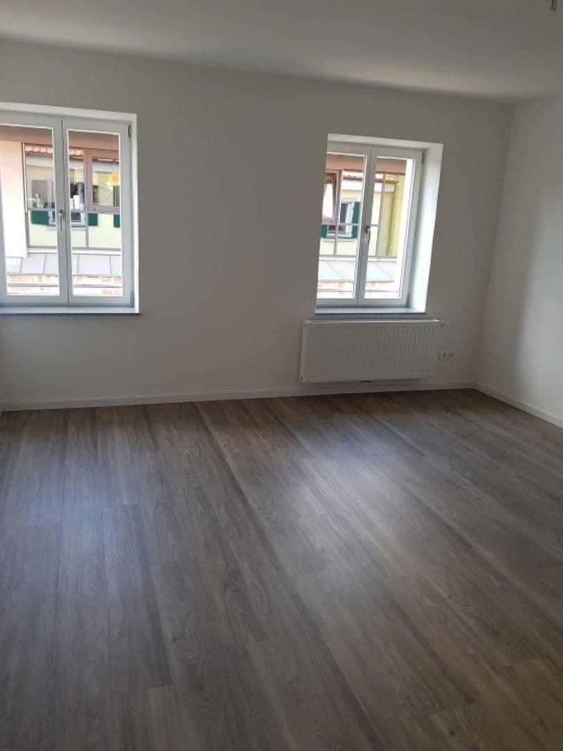 Pronájem bytu 3+1 77 m², Neue Gasse, Schweinfurt, Bavorsko Pronájem bytu 3+1 77 m², Neue Gasse, Schweinfurt, Bavorsko