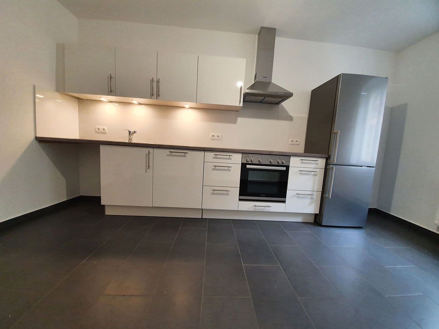 Pronájem bytu 3+1 77 m², Neue Gasse, Schweinfurt, Bavorsko Pronájem bytu 3+1 77 m², Neue Gasse, Schweinfurt, Bavorsko