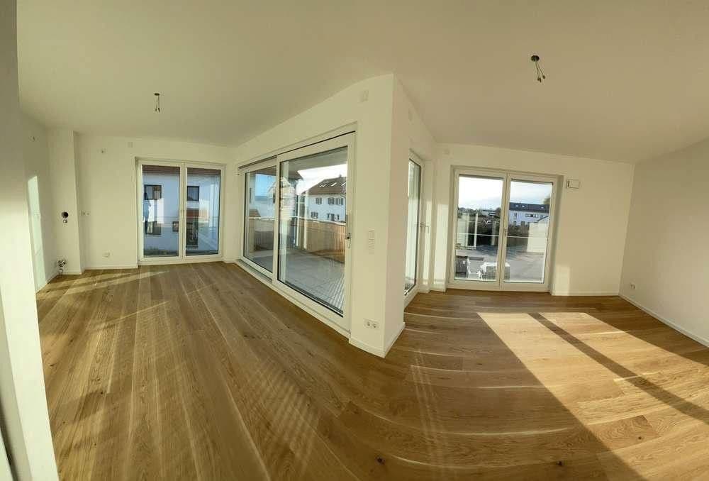 Pronájem bytu 3+1 75 m², Höhenkirchen-Siegertsbrunn, Bavorsko Pronájem bytu 3+1 75 m², Höhenkirchen-Siegertsbrunn, Bavorsko