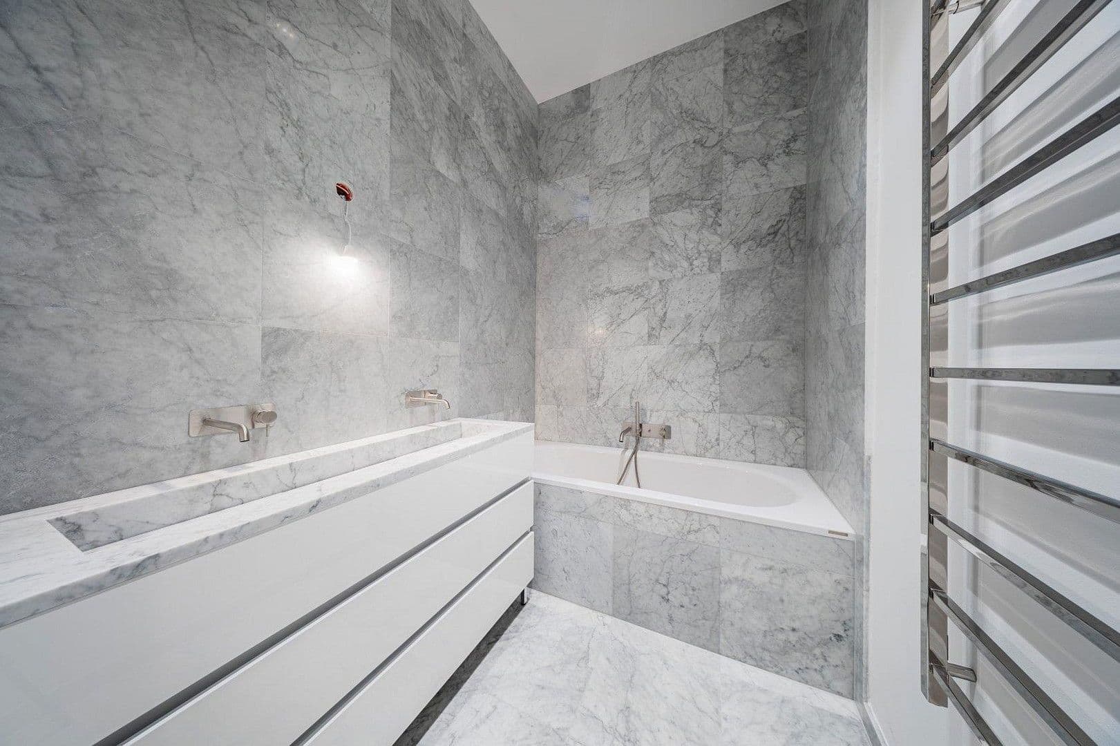 Prodej bytu 3+1 133 m², Zollergasse 7, Wien, Wien Prodej bytu 3+1 133 m², Zollergasse 7, Wien, Wien