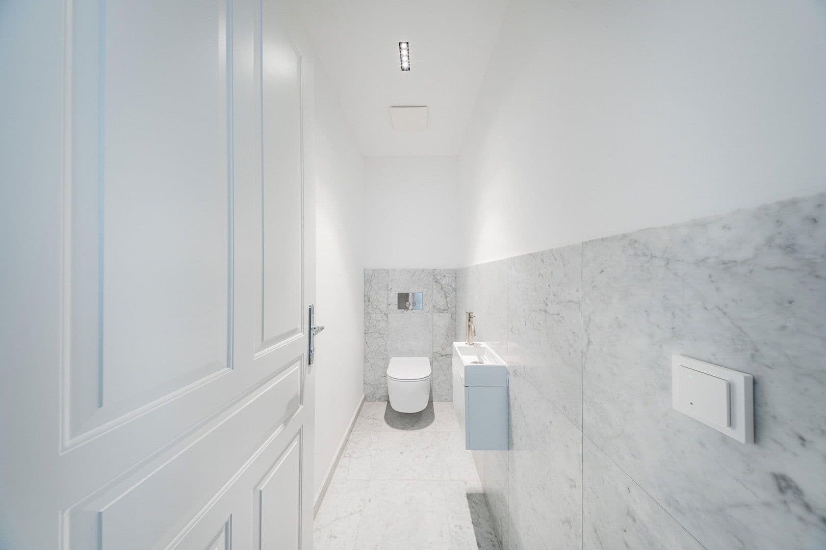 Prodej bytu 4+1 97 m², Wien, Wien Prodej bytu 4+1 97 m², Wien, Wien