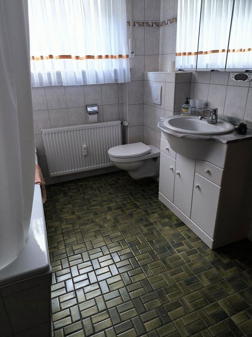 Pronájem bytu 2+1 60 m², Am Schafstrieb 43, Bad Orb, Hessen Pronájem bytu 2+1 60 m², Am Schafstrieb 43, Bad Orb, Hessen