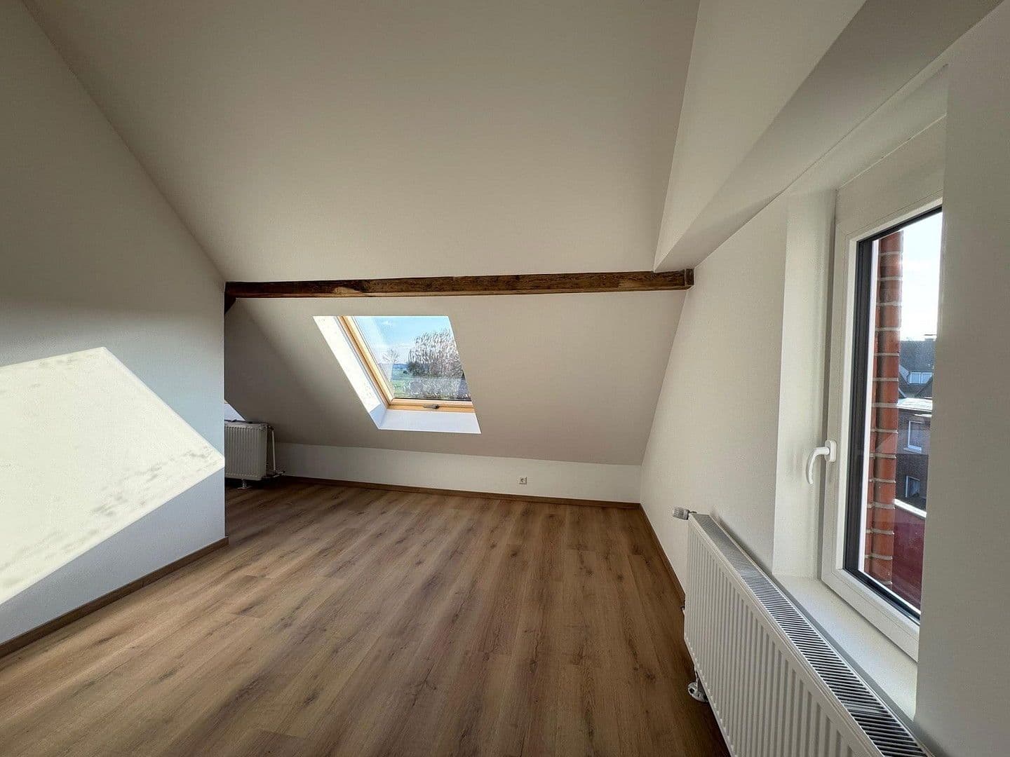Pronájem bytu 4+1 116 m², Sarstedt, Dolní Sasko Pronájem bytu 4+1 116 m², Sarstedt, Dolní Sasko