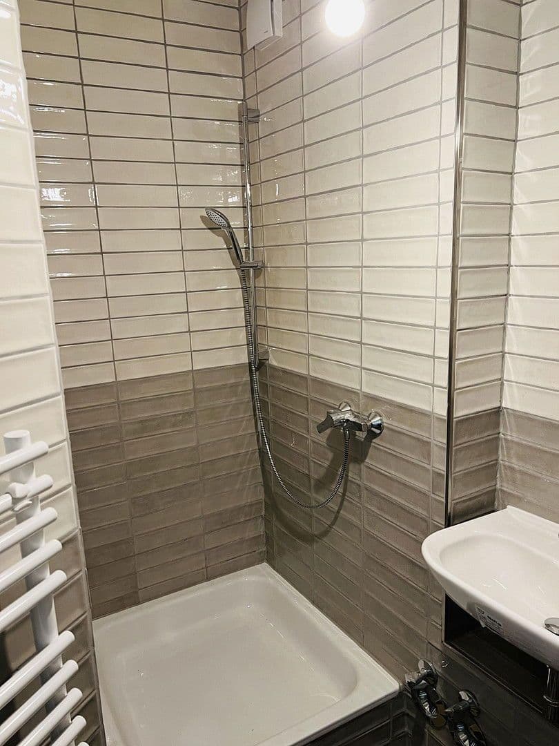 Pronájem bytu 2+1 55 m², Marie-Alexandra-Straße, Karlsruhe, Bádensko-Württembersko Pronájem bytu 2+1 55 m², Marie-Alexandra-Straße, Karlsruhe, Bádensko-Württembersko