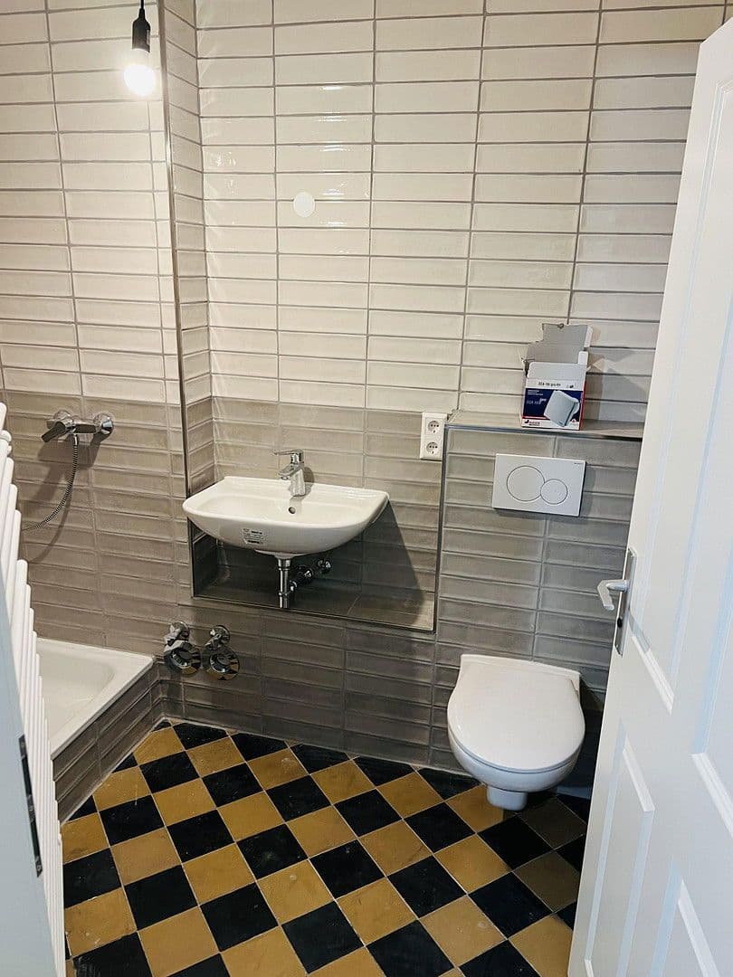 Pronájem bytu 2+1 55 m², Marie-Alexandra-Straße, Karlsruhe, Bádensko-Württembersko Pronájem bytu 2+1 55 m², Marie-Alexandra-Straße, Karlsruhe, Bádensko-Württembersko