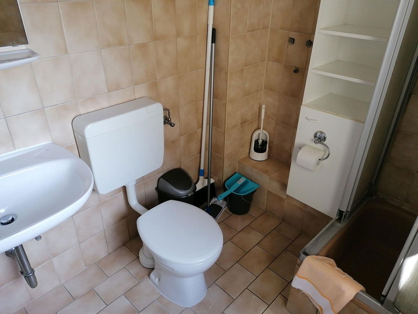 Pronájem bytu 4+kk 140 m², Licher Straße 32, Laubach, Hessen Pronájem bytu 4+kk 140 m², Licher Straße 32, Laubach, Hessen