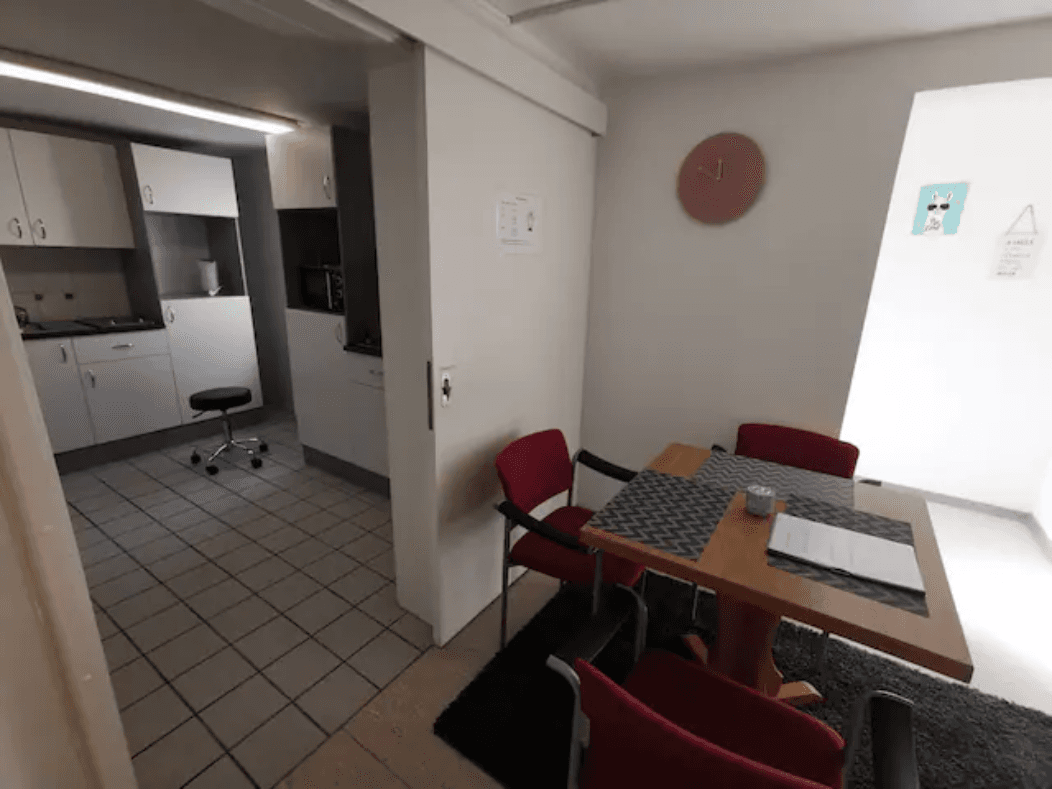 Pronájem bytu 1+1 25 m², Licherstr.32, Laubach, Hessen Pronájem bytu 1+1 25 m², Licherstr.32, Laubach, Hessen