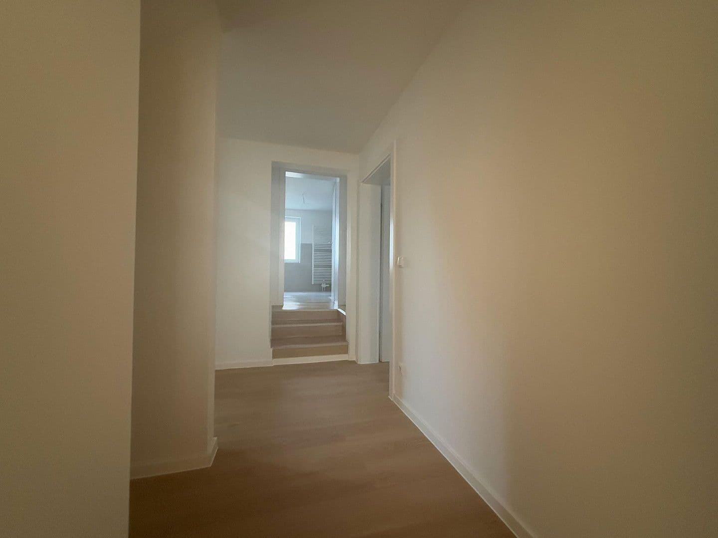 Pronájem bytu 3+1 100 m², Wallerstraße 52, Winsen (Aller), Dolní Sasko Pronájem bytu 3+1 100 m², Wallerstraße 52, Winsen (Aller), Dolní Sasko