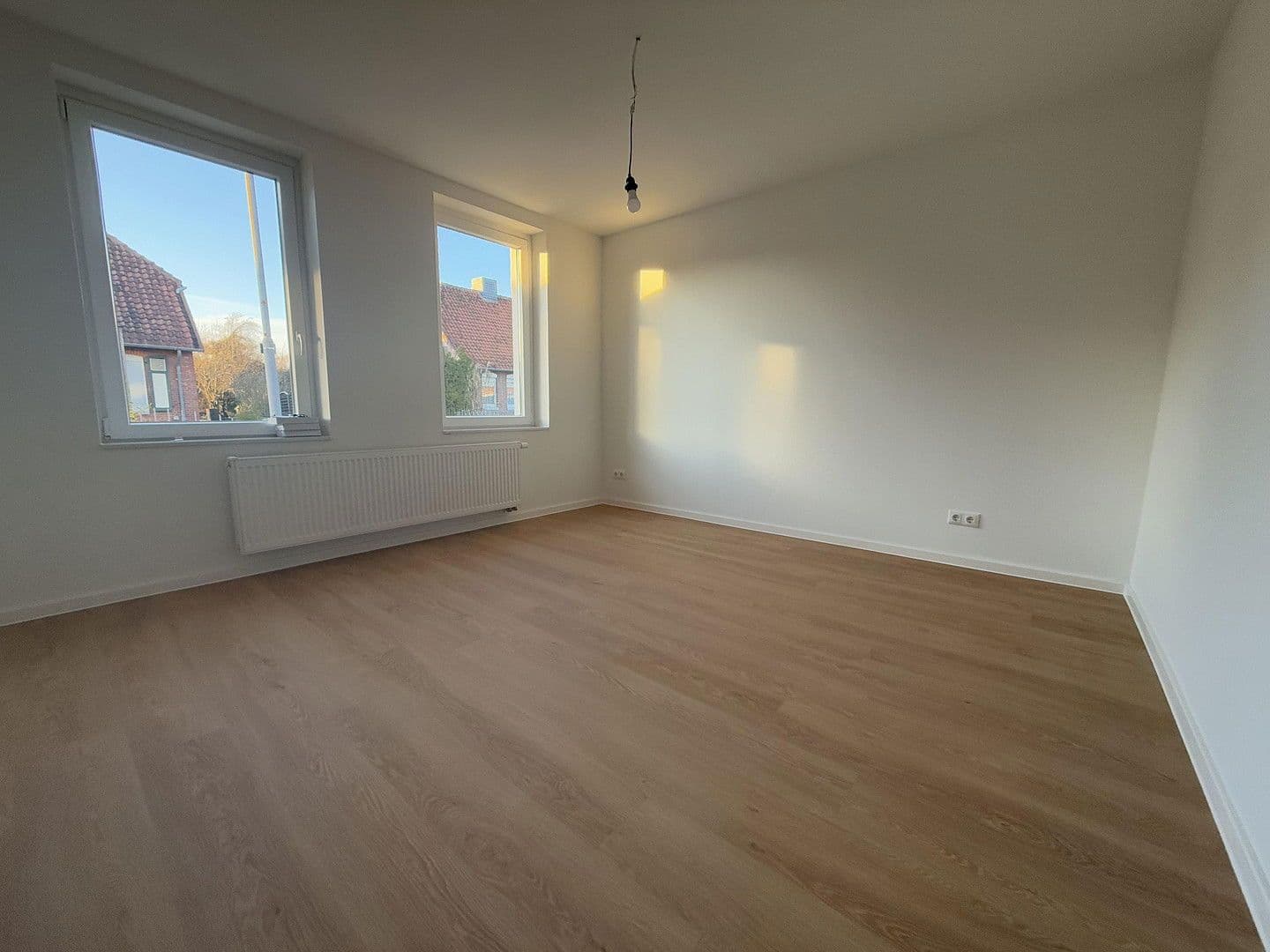 Pronájem bytu 3+1 100 m², Wallerstraße 52, Winsen (Aller), Dolní Sasko Pronájem bytu 3+1 100 m², Wallerstraße 52, Winsen (Aller), Dolní Sasko