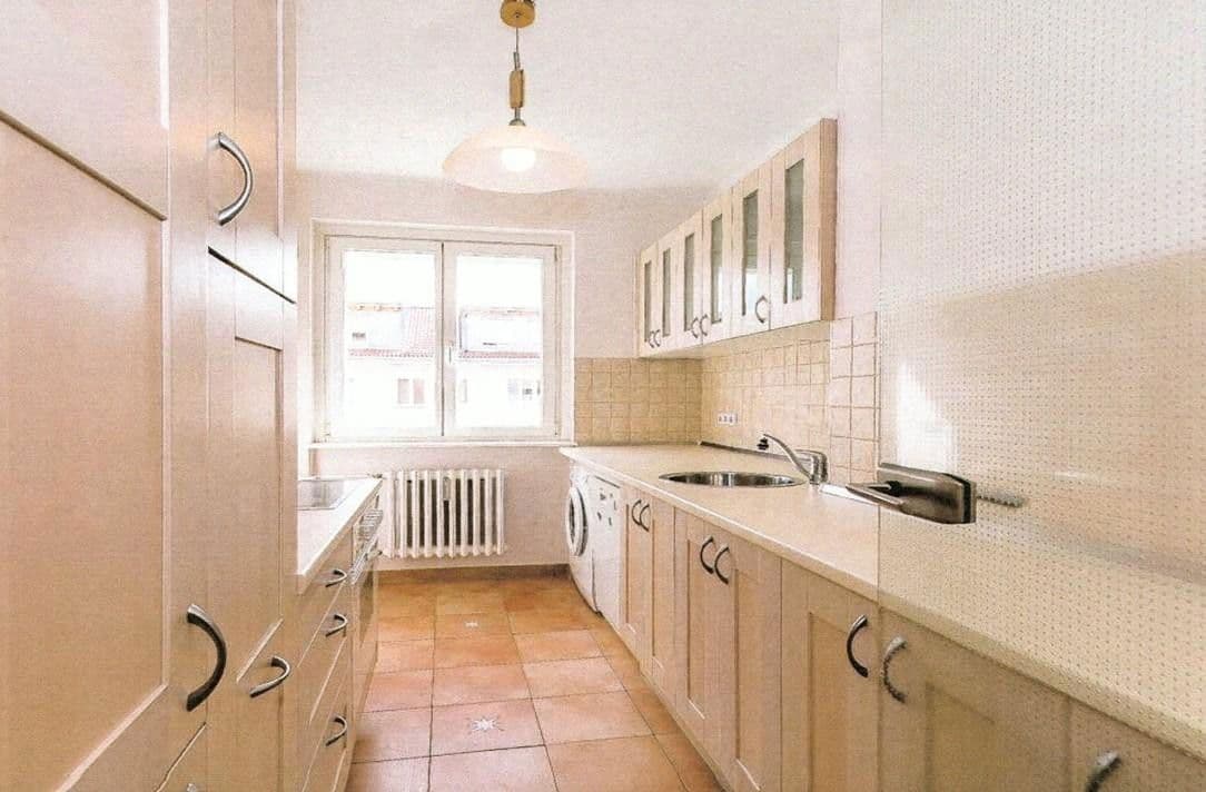 Prodej bytu 3+1 67 m², Berlin, Berlín Prodej bytu 3+1 67 m², Berlin, Berlín