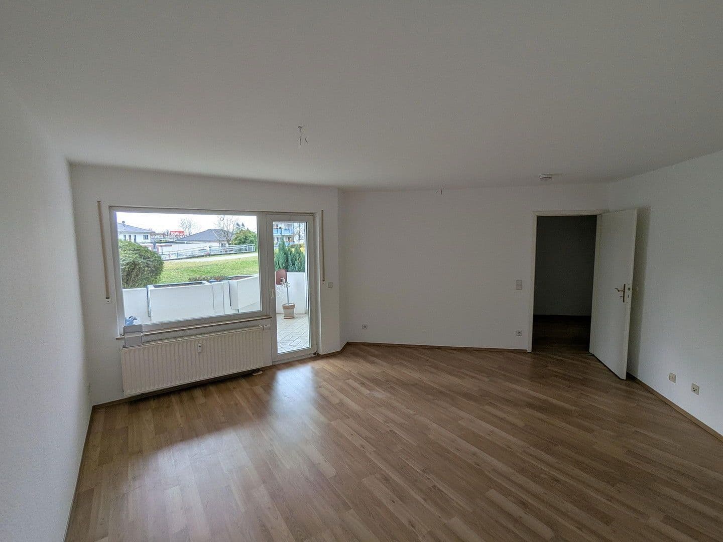 Pronájem bytu 2+1 60 m², Richard-Bogue-Str. 162, Taucha, Sasko Pronájem bytu 2+1 60 m², Richard-Bogue-Str. 162, Taucha, Sasko