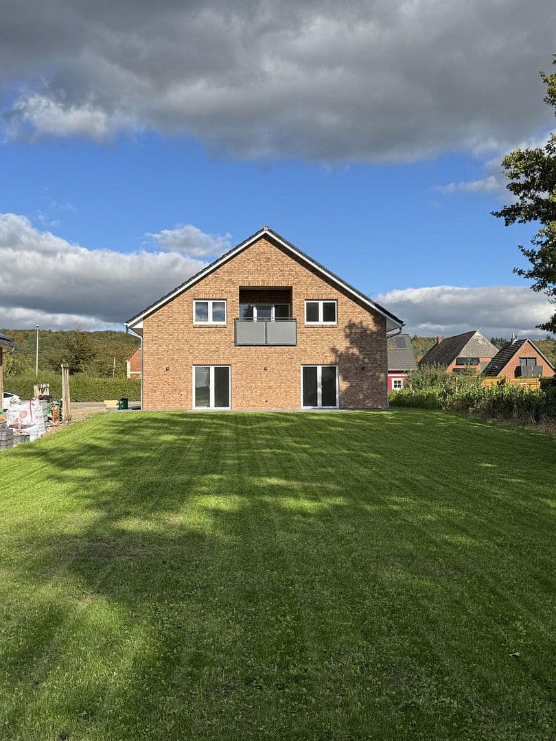 Pronájem domu 134 m², pozemek 1.484 m², Elbuferstraße 51, Tespe, Dolní Sasko Pronájem domu 134 m², pozemek 1.484 m², Elbuferstraße 51, Tespe, Dolní Sasko