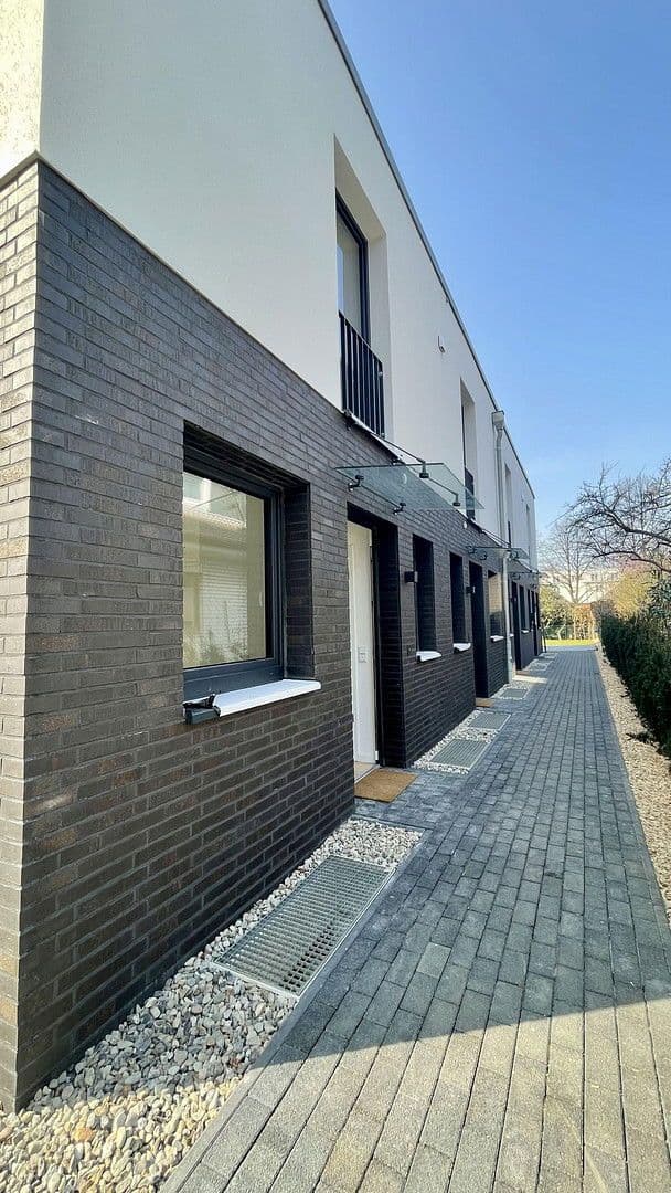 Prodej domu 135 m², pozemek 200 m², Hamburg, Hamburg Prodej domu 135 m², pozemek 200 m², Hamburg, Hamburg