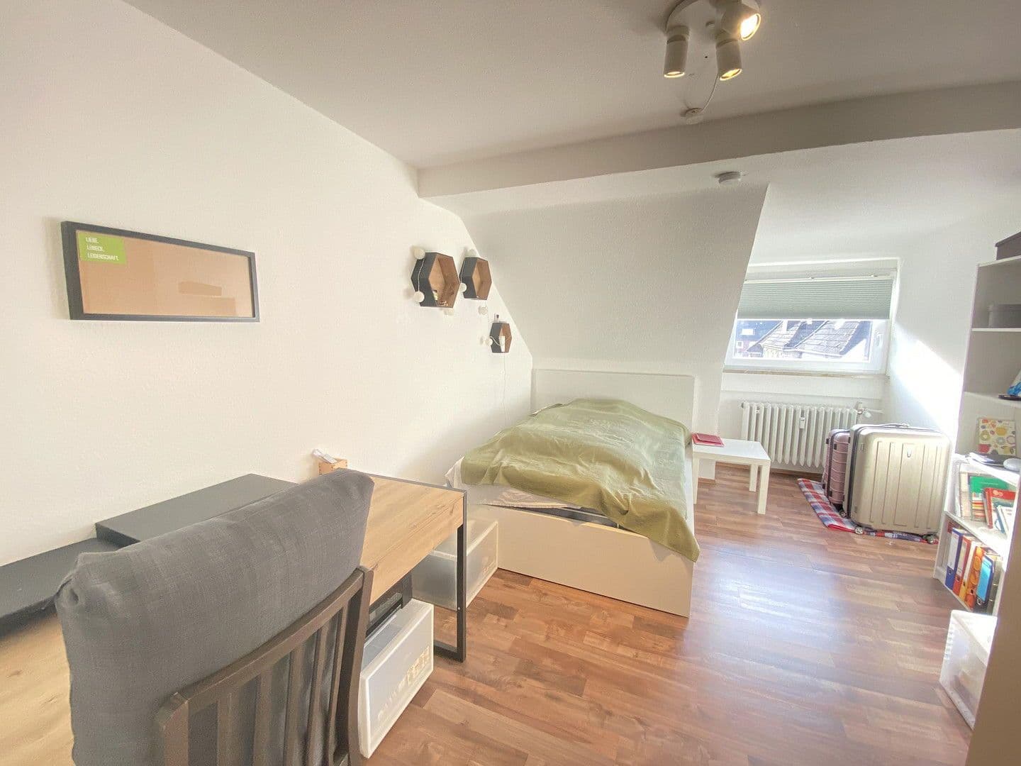 Pronájem bytu 2+kk 90 m², Essen, Severní Porýní-Vestfálsko Pronájem bytu 2+kk 90 m², Essen, Severní Porýní-Vestfálsko