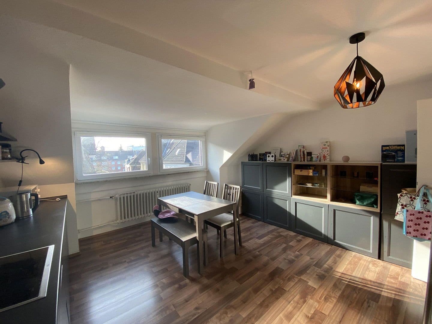 Pronájem bytu 2+kk 90 m², Essen, Severní Porýní-Vestfálsko Pronájem bytu 2+kk 90 m², Essen, Severní Porýní-Vestfálsko
