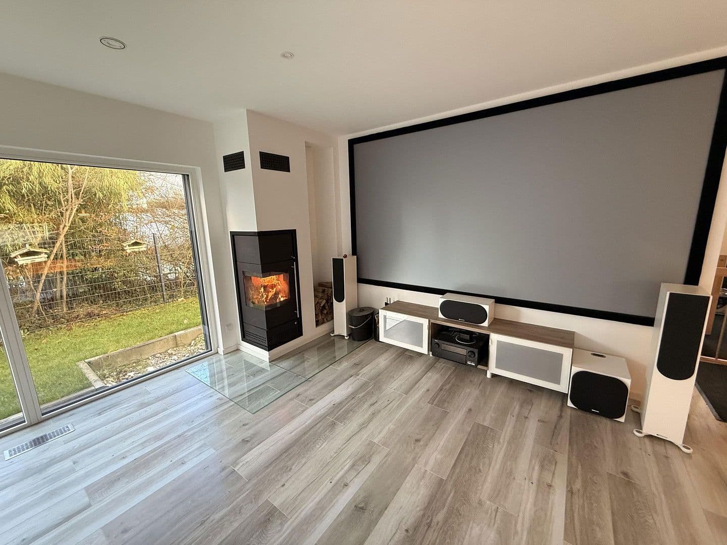 Prodej domu 205 m², pozemek 417 m², Neuried, Bavorsko Prodej domu 205 m², pozemek 417 m², Neuried, Bavorsko