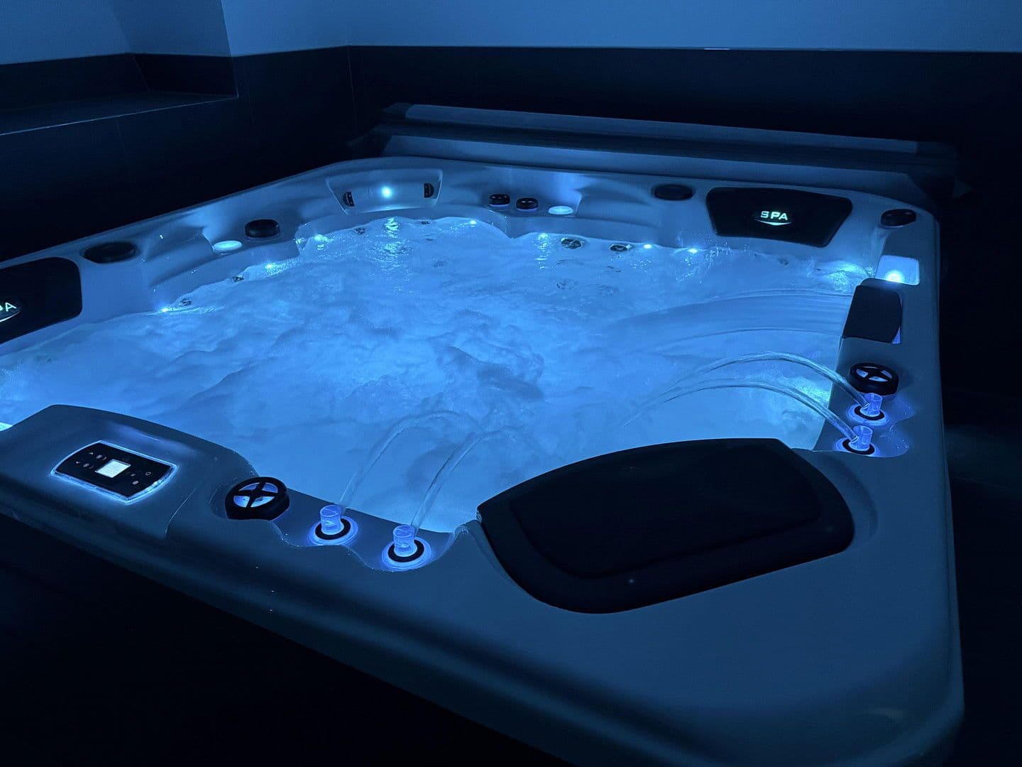 Prodej domu 205 m², pozemek 417 m², Neuried, Bavorsko Prodej domu 205 m², pozemek 417 m², Neuried, Bavorsko