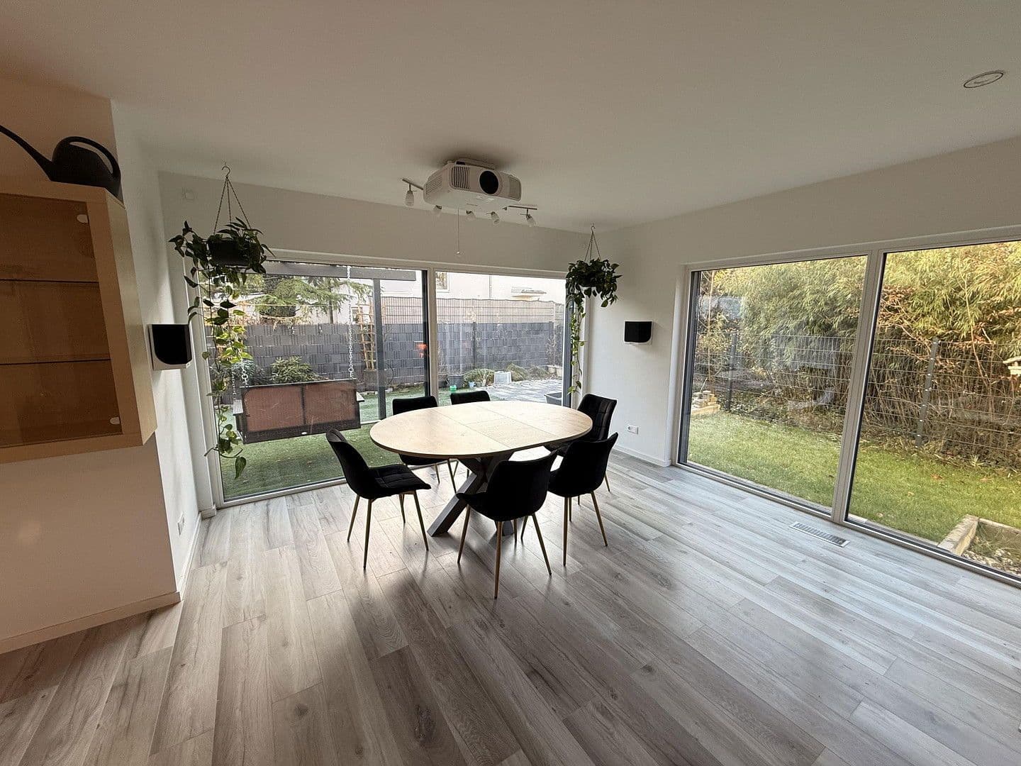 Prodej domu 205 m², pozemek 417 m², Neuried, Bavorsko Prodej domu 205 m², pozemek 417 m², Neuried, Bavorsko