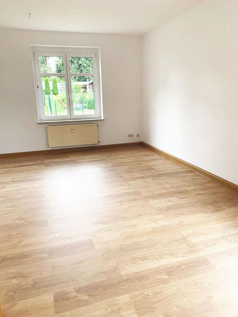 Pronájem bytu 2+1 56 m², Abteistraße 13, Oberlungwitz, Sasko Pronájem bytu 2+1 56 m², Abteistraße 13, Oberlungwitz, Sasko